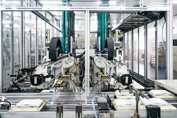 電池廠搶礦 礦企造電池：電池新能源產業鏈布局提速