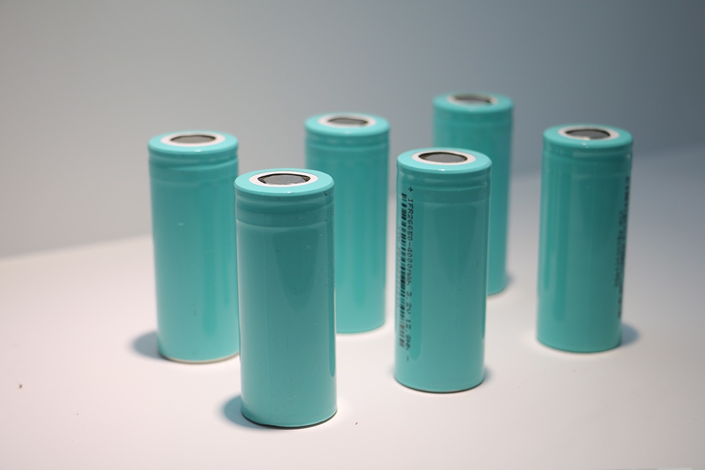 商務(wù)部回應(yīng)美方發(fā)布對(duì)華加征301關(guān)稅復(fù)審結(jié)果：堅(jiān)決反對(duì)并嚴(yán)正交涉