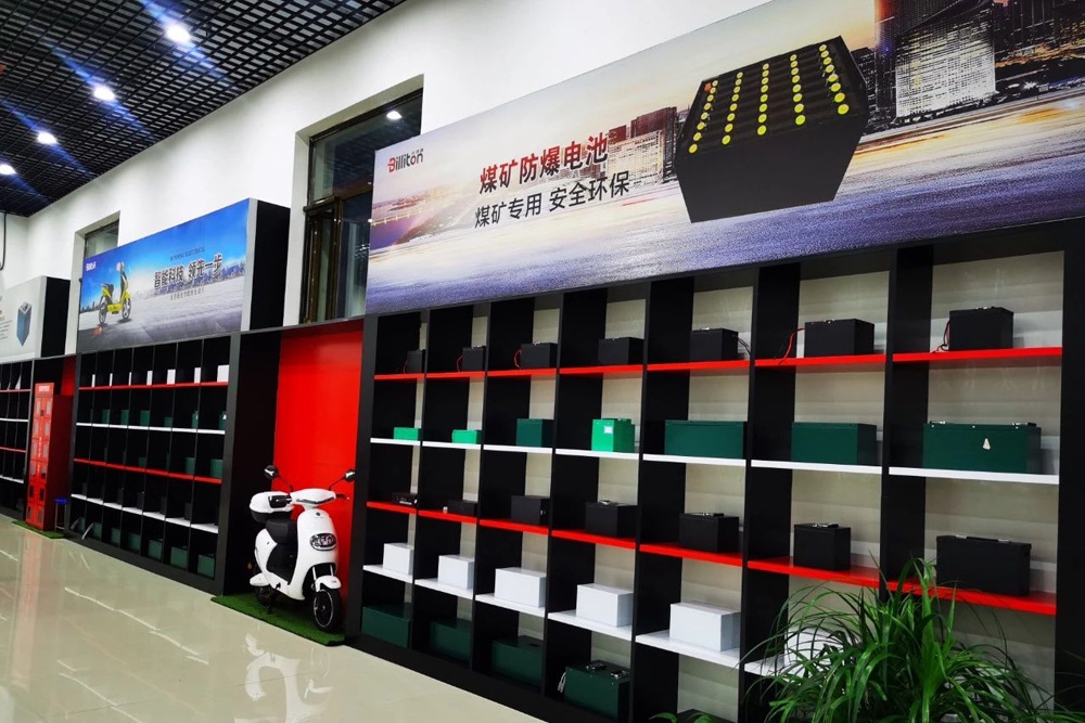 一批磷酸鐵鋰電池被召回:因原材料問題致使電池組短路保護失效