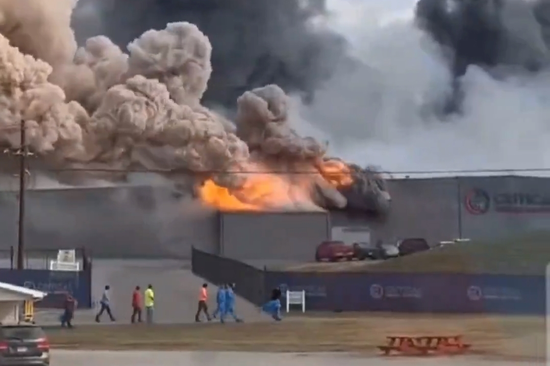 美國(guó)一大型鋰電回收工廠(chǎng)發(fā)生火災(zāi)!兩萬(wàn)多平方米完全被毀!