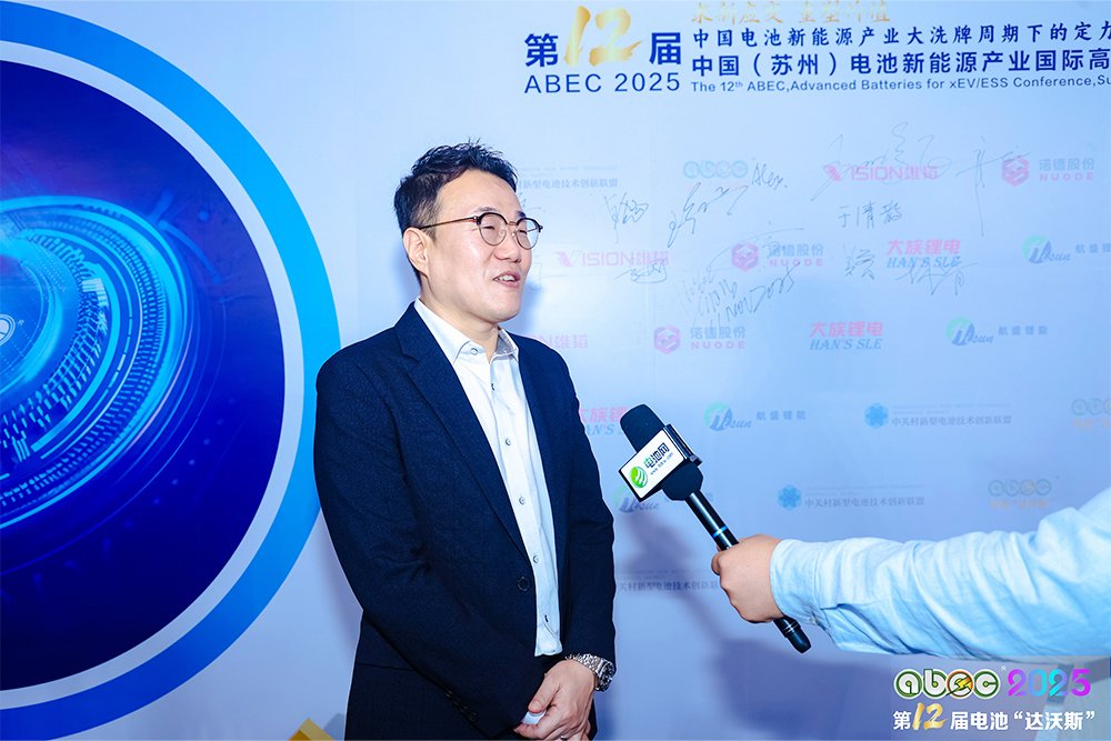 容百科技:平臺(tái)型戰(zhàn)略驅(qū)動(dòng)材料革新 全鏈突破構(gòu)筑產(chǎn)業(yè)新生態(tài)