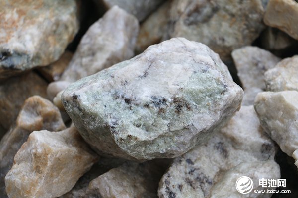 鋰價(jià)都破10萬(wàn)了!這一鋰業(yè)公司“折上折”甩賣(mài)卻無(wú)人問(wèn)津