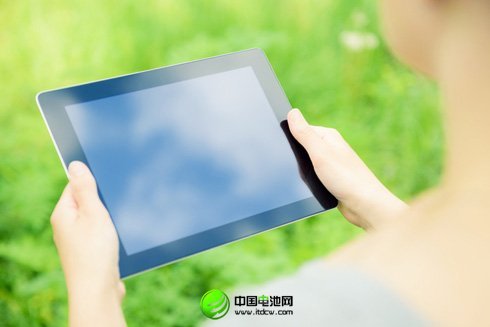 最新太陽能電池：像手機(jī)貼膜一樣透明超薄