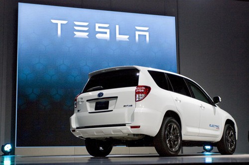 轉(zhuǎn)攻燃料電池汽車(chē) 特斯拉或失豐田訂單