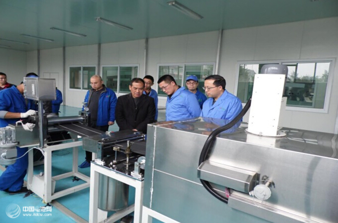 左手科技 右手企業：四川