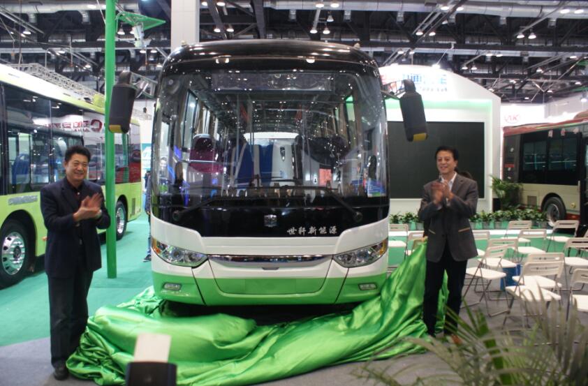 2015年10月，中通AMT版高級(jí)純電動(dòng)客車V10K上市