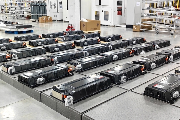 國家發改委：全球電動汽車增量還有巨大提升空間 前10家動力電池公司有6家中企