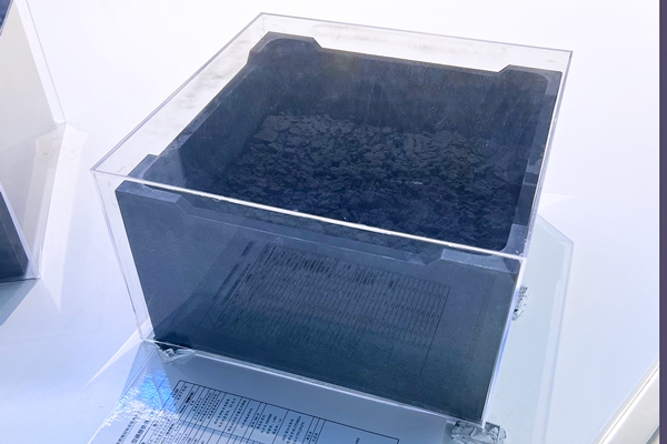 積極備戰“金九銀十”!磷酸鐵鋰如何才能突出重圍?