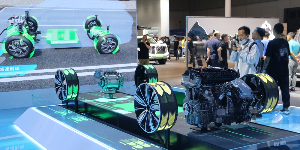 中辦、國辦發文:推動智慧城市基礎設施與智能網聯汽車協同發展