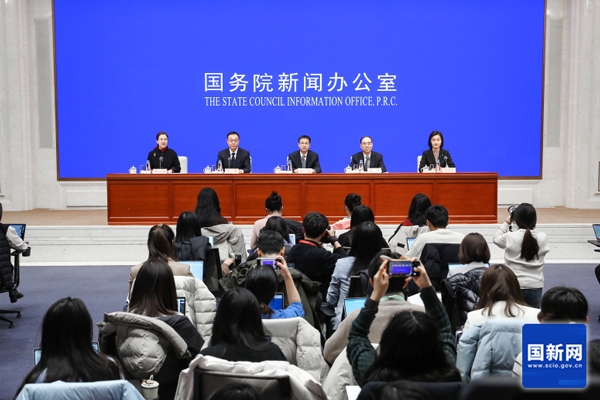 國家統計局:我國新能源產業企業法人單位1.17萬個 占12.2%