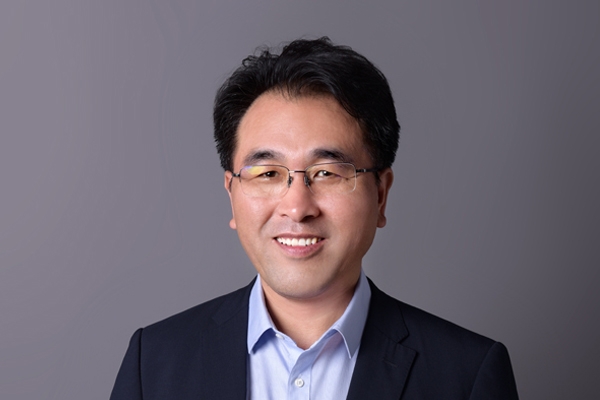 天力鋰能王瑞慶：祝大家新年快樂，萬事順遂！