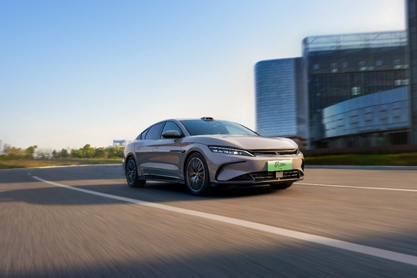 漢家族智駕版上市售價(jià)16.88萬(wàn)起 開(kāi)啟中大型轎車全民智駕時(shí)代