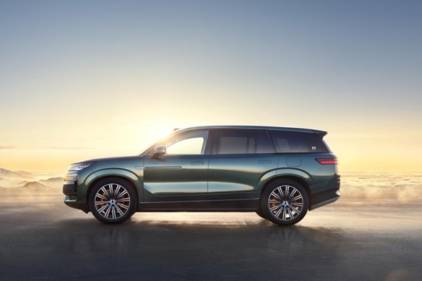45萬(wàn)元起!全球首款搭載易三方的旗艦SUV騰勢(shì)N9開啟預(yù)售