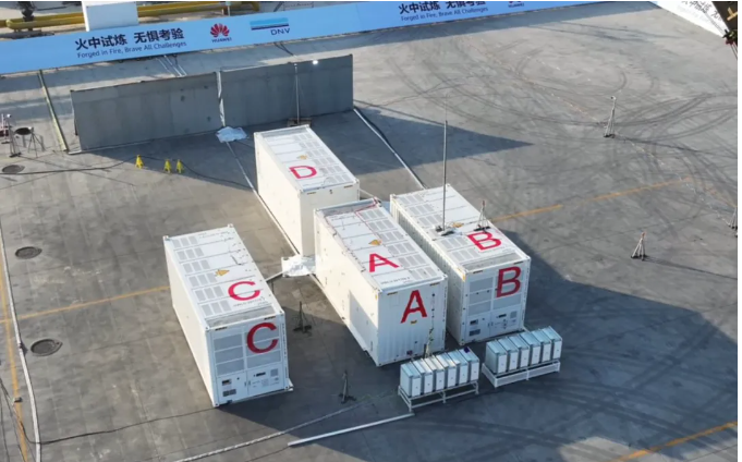 火中試煉 無懼考驗：華為完成智能組串式構網型儲能極限燃燒試驗