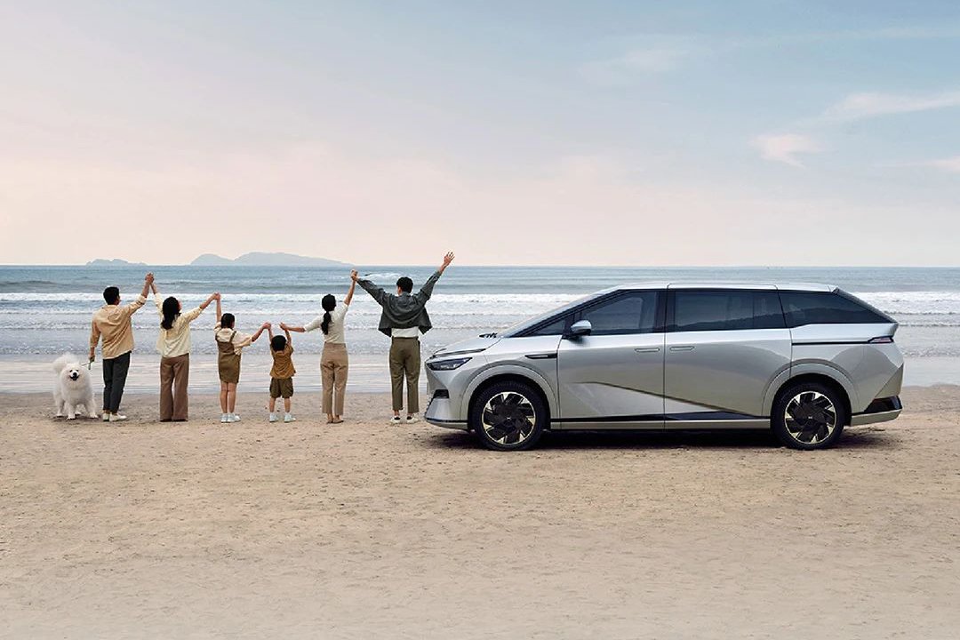 注冊資本400億元！小鵬汽車科技更名