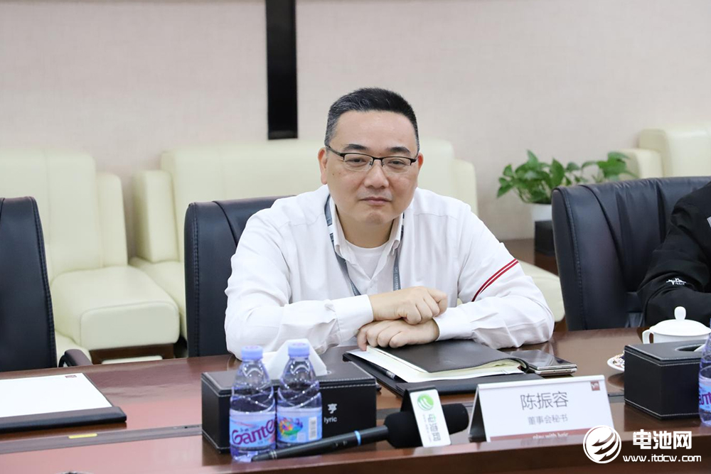 中國(guó)電池新能源產(chǎn)業(yè)鏈調(diào)研采訪團(tuán)(廣東站)一行到訪利元亨 中國(guó)電池新能源產(chǎn)業(yè)鏈調(diào)研采訪團(tuán)(廣東站)一行到訪利元亨