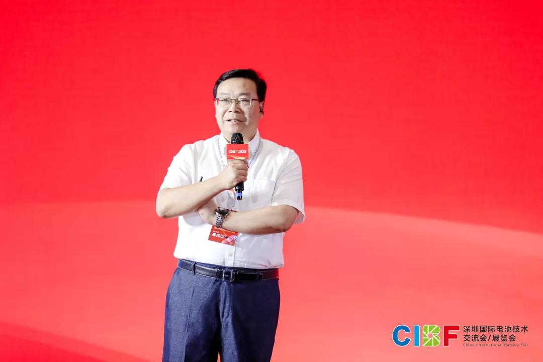先進電池前沿技術研討會于5月15日在深圳國際會展中心成功召開 先進電池前沿技術研討會于5月15日在深圳國際會展中心成功召開