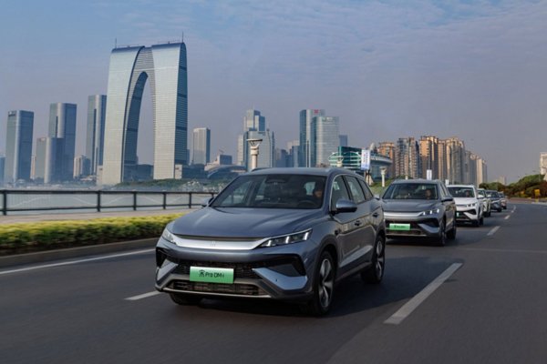智駕市場格局生變 比亞迪憑超23萬輛銷量強(qiáng)勢領(lǐng)跑