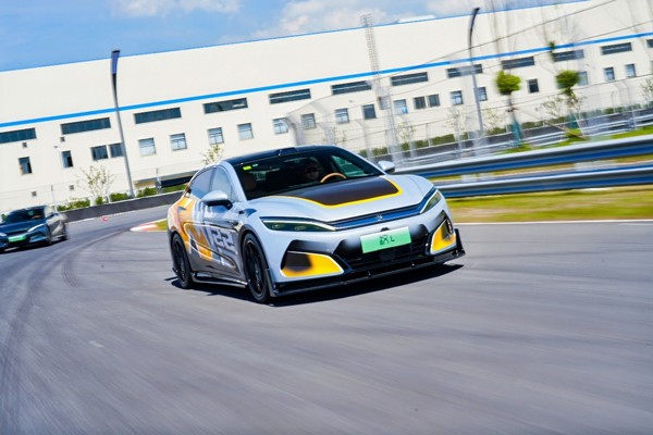 比亞迪漢家族交付破百萬