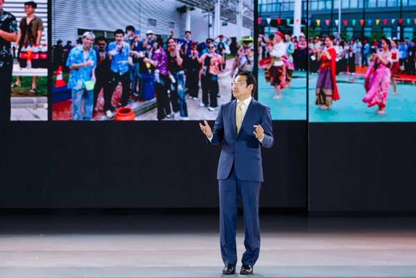 比亞迪正式交付客戶第9萬輛新能源汽車 比亞迪正式交付客戶第9萬輛新能源汽車