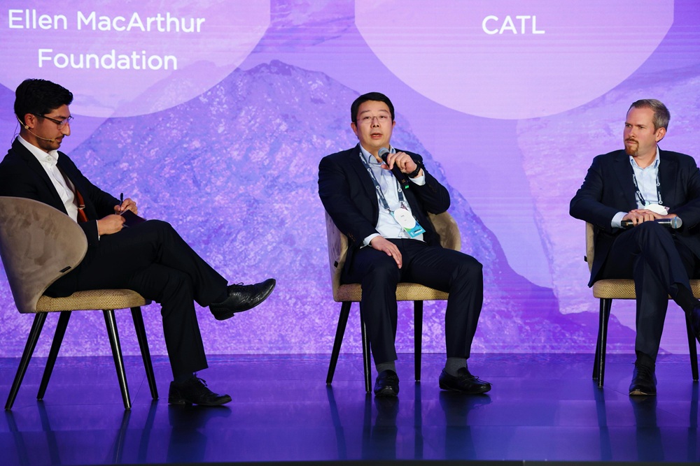 寧德時代副總經(jīng)理、董事會秘書蔣理 寧德時代副總經(jīng)理、董事會秘書蔣理