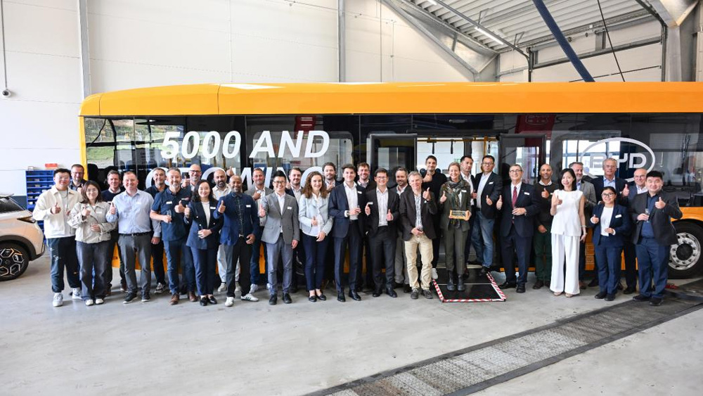 比亞迪歐洲第5000臺大巴下線 比亞迪歐洲第5000臺大巴下線