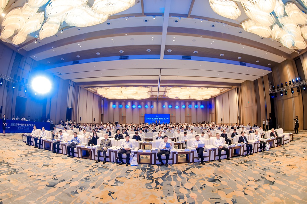 2025遂寧國(guó)際鋰電產(chǎn)業(yè)大會(huì)現(xiàn)場(chǎng)