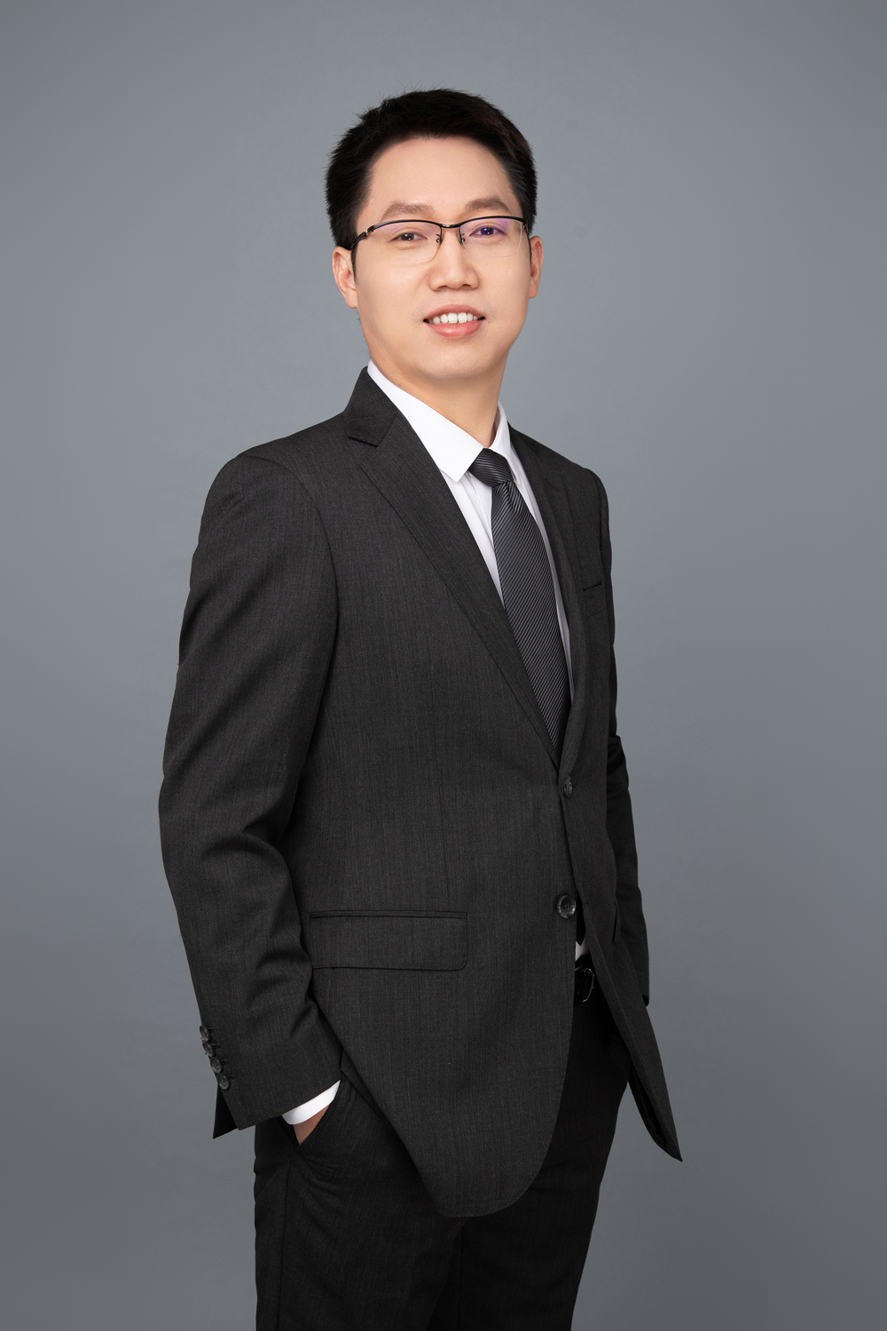 第15屆(2025年)中國(guó)電池新能源行業(yè)年度人物:王臣 第15屆(2025年)中國(guó)電池新能源行業(yè)年度人物:王臣