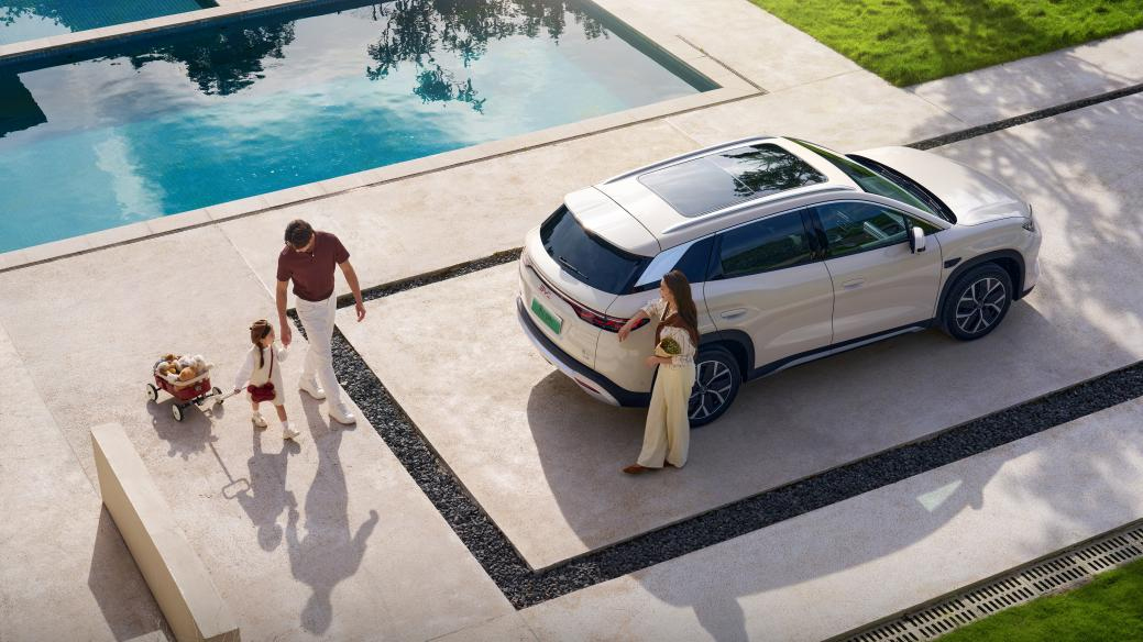 9.98萬起,2026款宋L DM-i上市,純電續航200km,標配云輦C! 9.98萬起,2026款宋L DM-i上市,純電續航200km,標配云輦C!