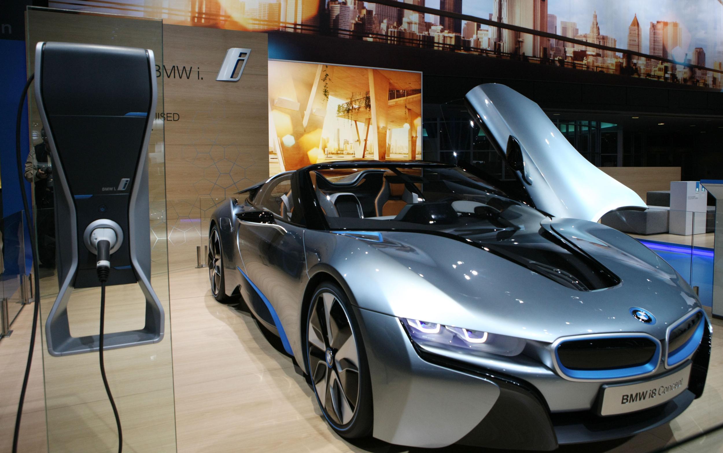 國(guó)際大廠新年發(fā)力 概念新車群雄逐鹿 