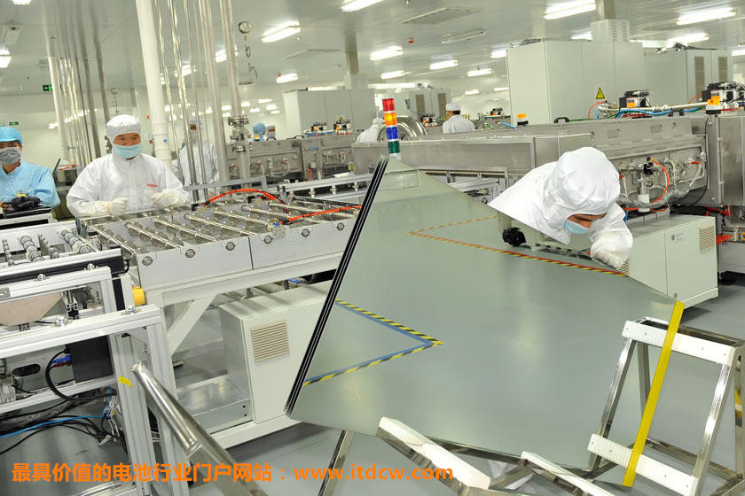 60億港元合約簽訂 漢能光伏全產業鏈優勢形成