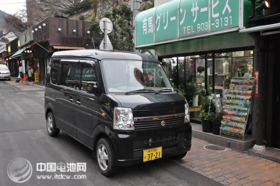 【獨家】日本汽車：路窄車更小，油貴停車難