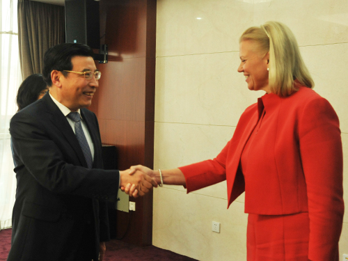 苗圩會見美國IBM公司董事長、總裁羅睿蘭