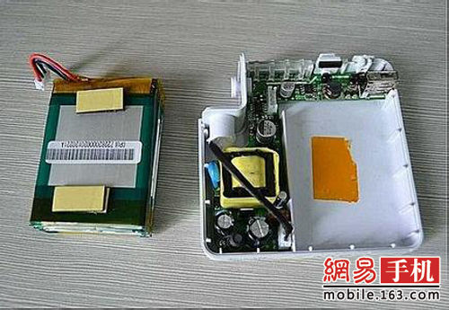 歸根結(jié)底是廠商無(wú)良 移動(dòng)電源行業(yè)亂象