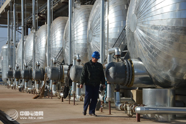 遼寧港隆年產1.5萬噸鋰電池電解液一期工程項目