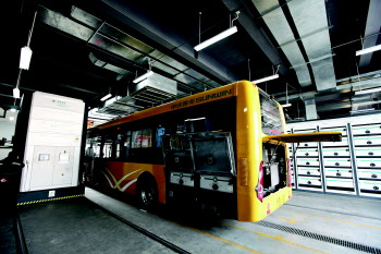 青島市臺東李村擬設(shè)快速充電樁 服務(wù)純電動車