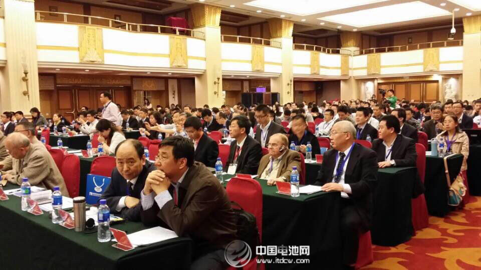 混合動(dòng)力車市場與先進(jìn)電池技術(shù)發(fā)展研討會召開