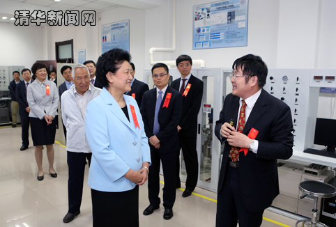 中央政治局委員、國務院副總理劉延東視察清華大學