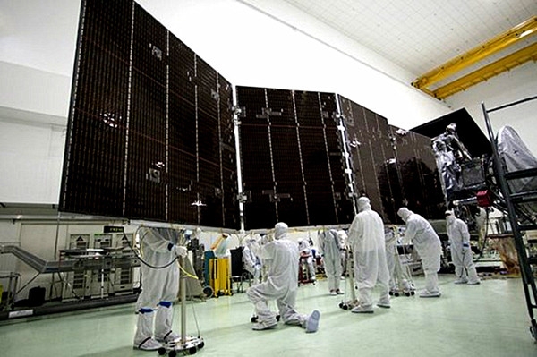 酒泉金塔萬晟恒光光電太陽能電池項(xiàng)目將試產(chǎn)