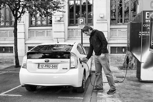 鈉離子電池新能源汽車是當前國外車企研發熱點