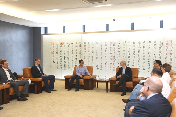 中德雙邊“全固態(tài)電池”研討會在上海交大召開