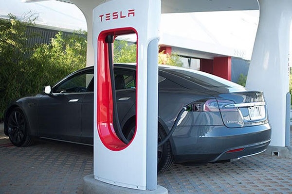 特斯拉：全球超級充電站已達141座 在美突破100座