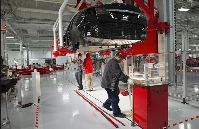 特斯拉組裝廠(chǎng)因流水線(xiàn)升級(jí)停產(chǎn) 產(chǎn)能將提升25%