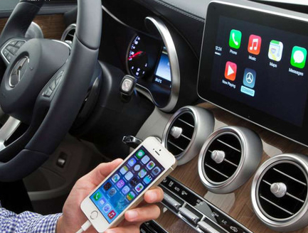 互聯(lián)網(wǎng)入侵汽車(chē)業(yè) 誰(shuí)打開(kāi)了潘多拉魔盒？