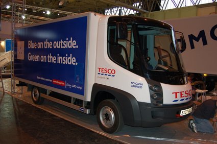 英國(guó)插電式汽車?yán)塾?jì)銷量已超3500臺(tái) 今年將超萬(wàn)