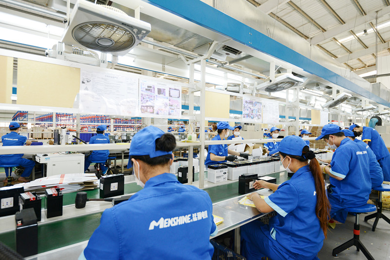 猛獅科技：成為保時(shí)捷古典汽車(chē)指定電池產(chǎn)品