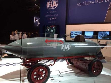 巴黎驚現世界上首輛時速超過百公里電動汽車 巴黎驚現世界上首輛時速超過百公里電動汽車