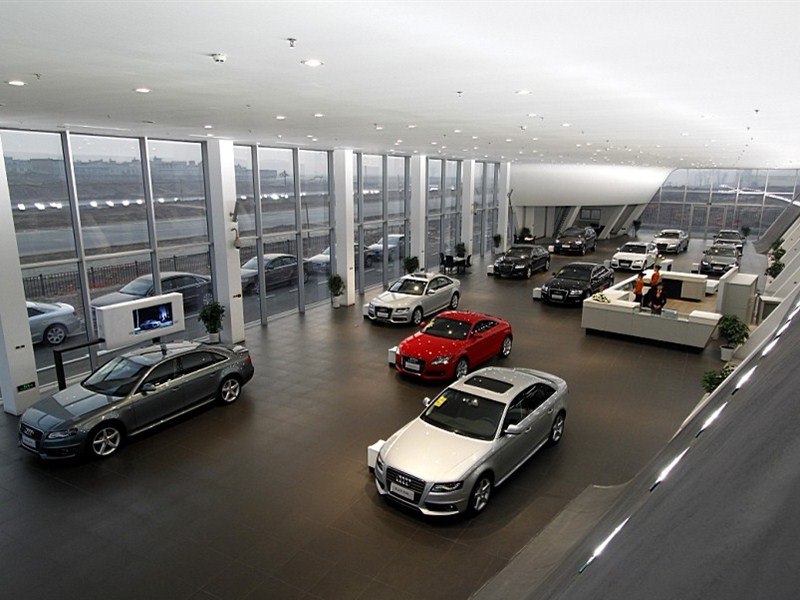 龐大否認(rèn)賣“帶牌”新能源汽車 律師：“背戶車”風(fēng)險大