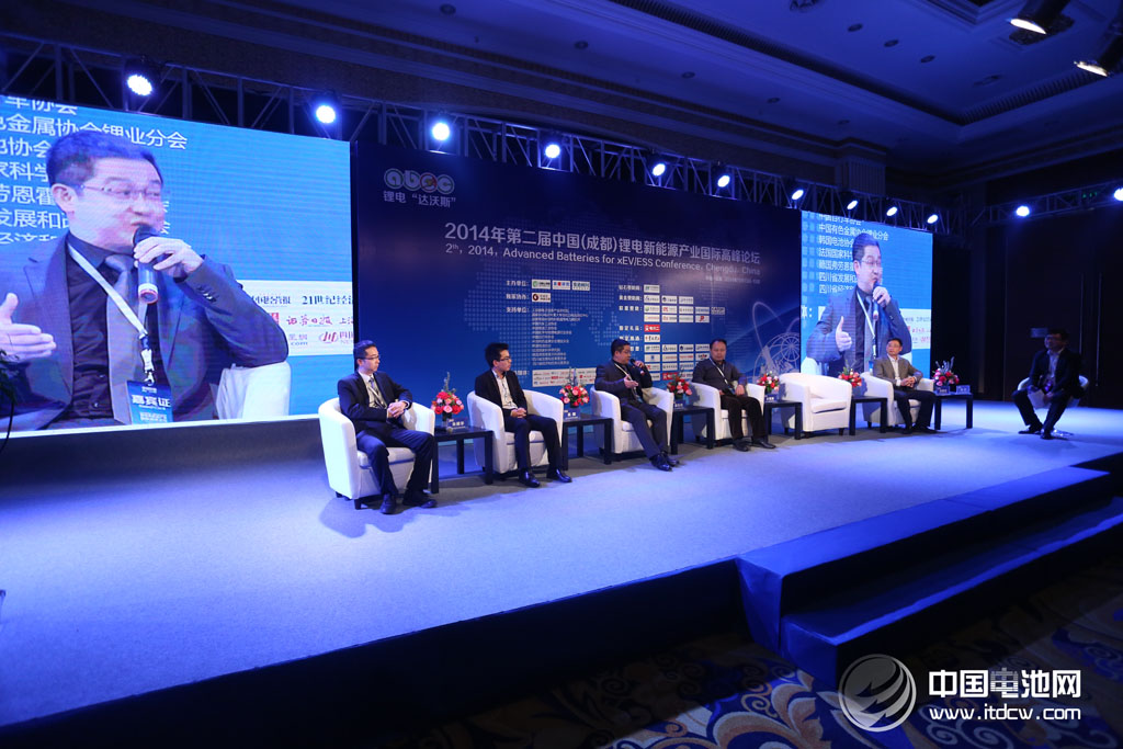 能耗是國外2倍 官員專家熱議中國能源產業再升級 