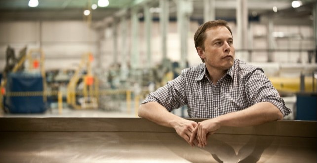 Tesla 于 2006 正式向外界宣布其存在，并且獲得了一致的好評。然而，這僅僅是浮云而已。真正的危機才剛剛開始……